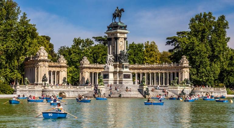 Accessible Boats in Retiro Park