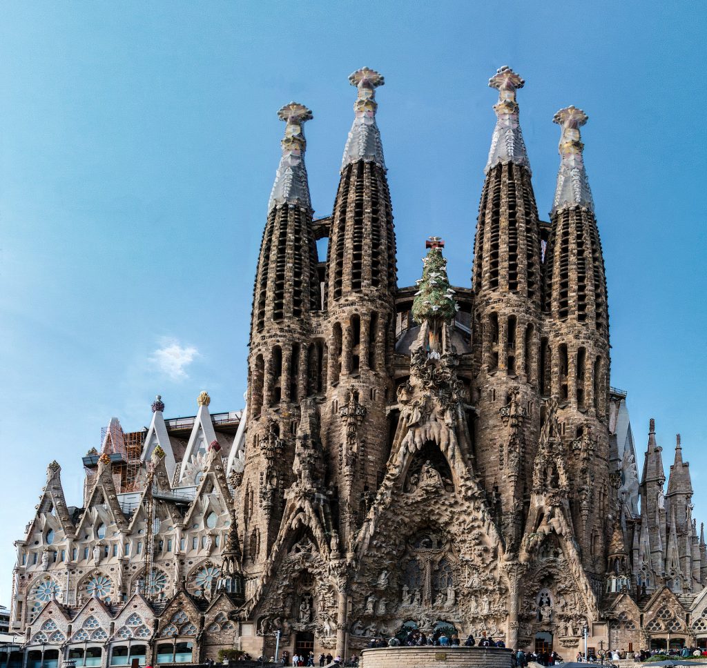 La Sagrada Familia - Gaudi's Gem