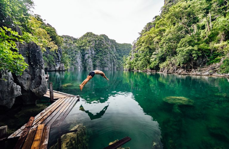 Kayangan lake