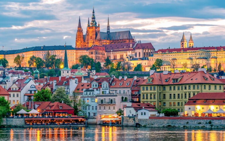 Prague,Castle,With,St